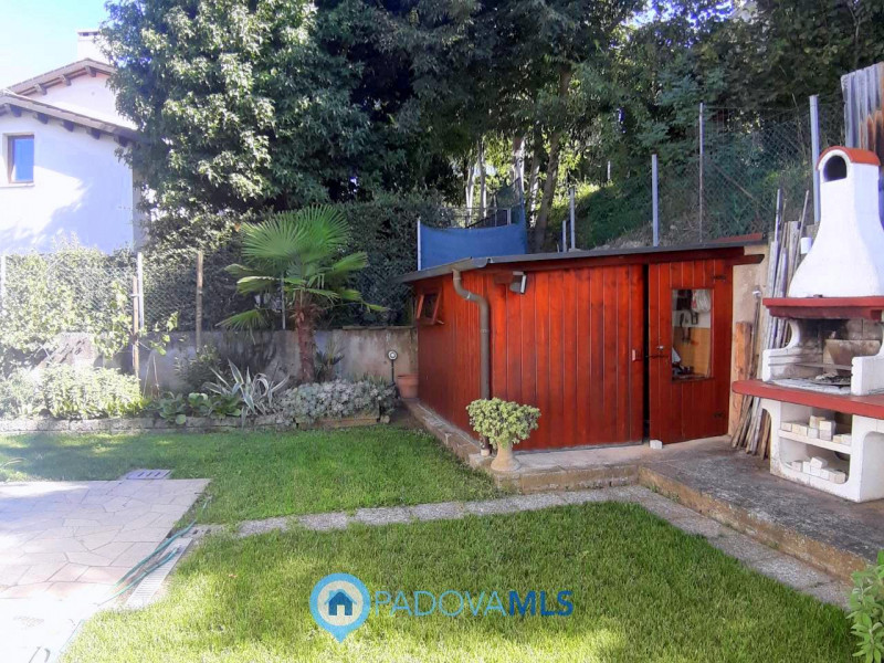 Immobile in esclusiva al Gruppo Padova MLS

Nel suggestivo Comune di Baone proponiamo in vendita ...