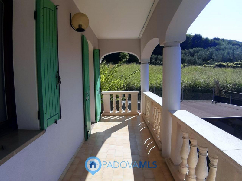 Immobile in esclusiva al Gruppo Padova MLS

Nel suggestivo Comune di Baone proponiamo in vendita ...