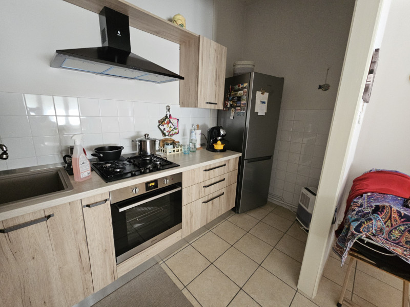 Scopri questa splendida mezza bifamiliare in vendita, situata nel cuore di Casale di Scodosia con...