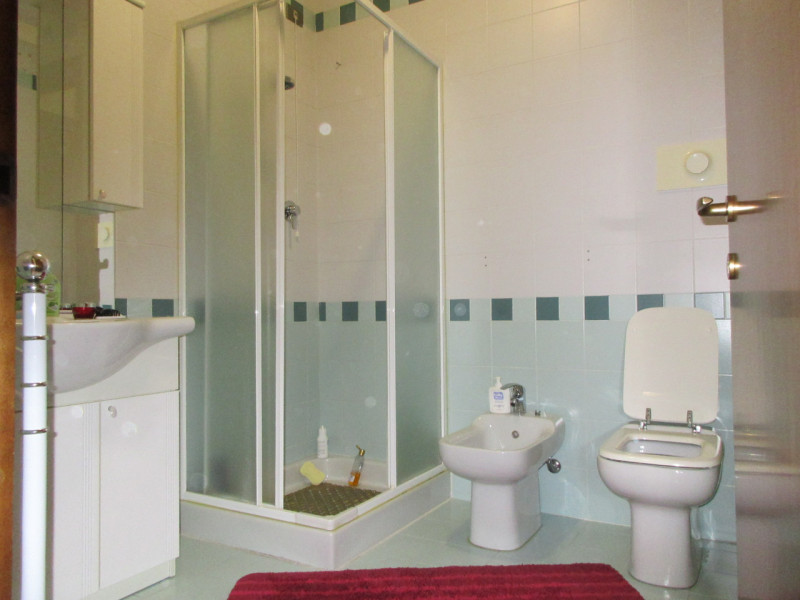 IDEALE PER INVESTIMENTO, APPARTAMENTO ARREDATO AL PIANO SECONDO COMPOSTO DA SOGGIORNO-CUCINA, TER...