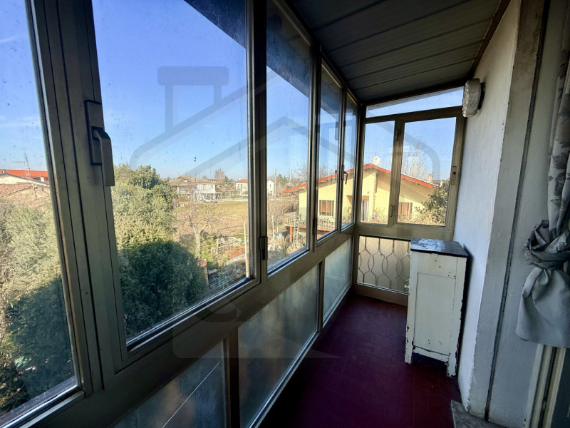 ABANO TERME - In una delle zone residenziali più tranquille e verdi di Abano Terme, nella frazion...