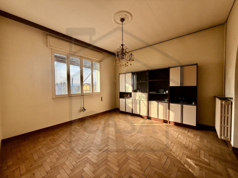 ABANO TERME - In una delle zone residenziali più tranquille e verdi di Abano Terme, nella frazion...