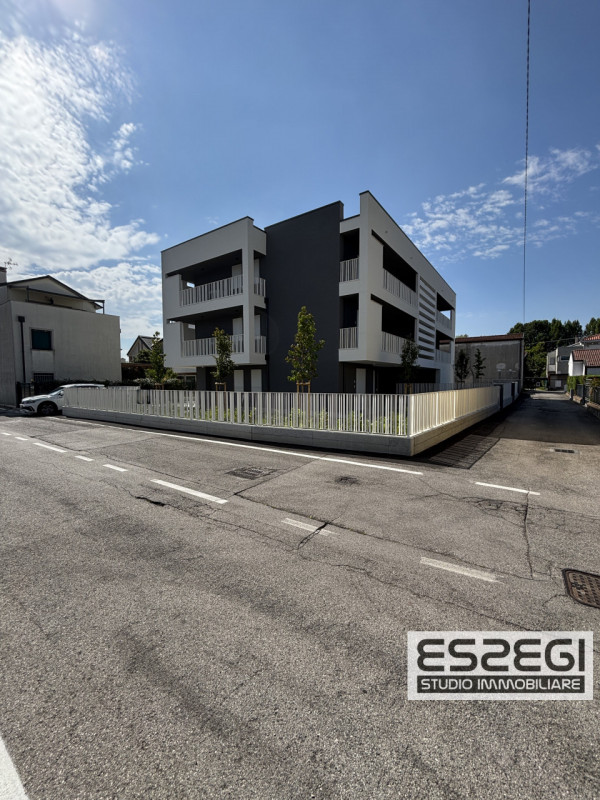 PADOVA- MADONNA PELLEGRINA: Appartamento in palazzina di sole 5 unità di nuova costruzione con ce...