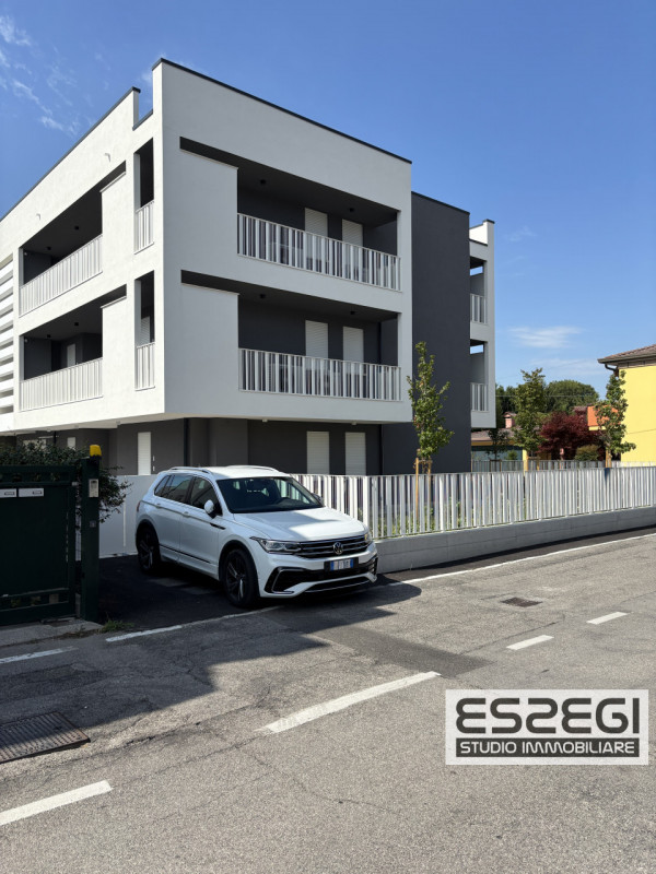 PADOVA- MADONNA PELLEGRINA: Appartamento in palazzina di sole 5 unità di nuova costruzione con ce...