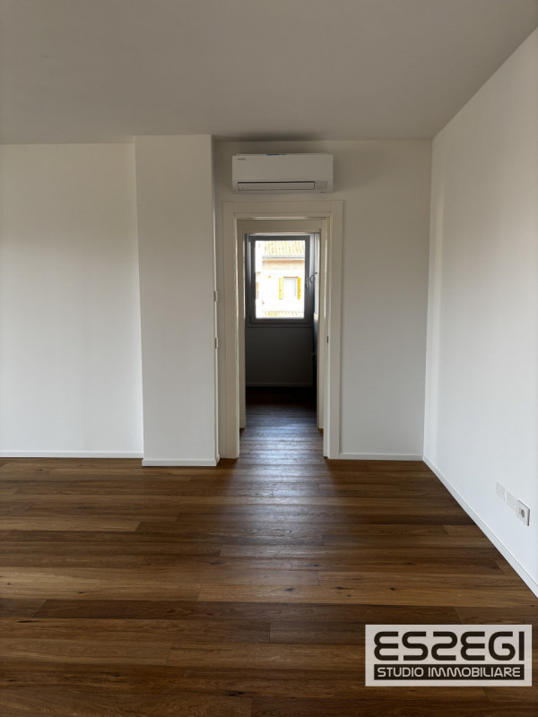 PADOVA- MADONNA PELLEGRINA: Appartamento in palazzina di sole 5 unità di nuova costruzione con ce...