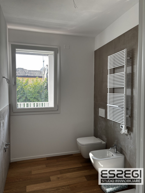 PADOVA- MADONNA PELLEGRINA: Appartamento in palazzina di sole 5 unità di nuova costruzione con ce...