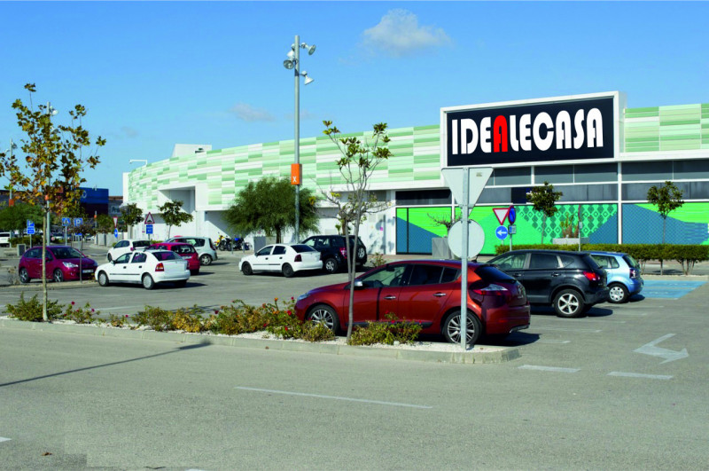 SR506 BASSANO DEL GRAPPA proponiamo in esclusiva terreno edificabile commerciale, sito in zona di...