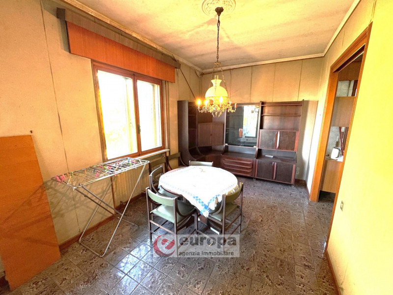 ALTE DI MONTECCHIO MAGGIORE: Proponiamo in vendita, abitazione unifamiliare con parco alberato co...