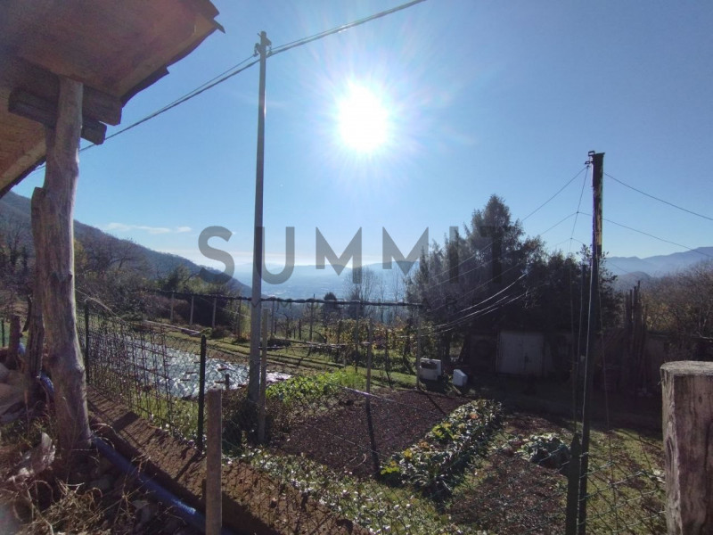 SCHIO - Tretto: CASA indipendente di ampia metratura, al grezzo, in posizione panoramica. Cl. En....