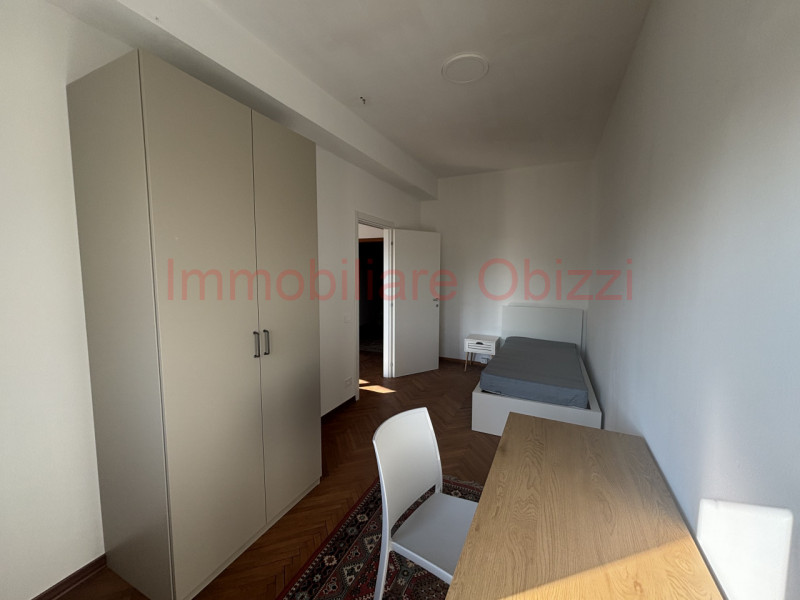 PADOVA - Riviere - Proponiamo in locazione stanza ad uso singola in appartamento composta da 5 ca...