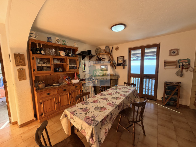 Scoprite la vostra oasi di tranquillità a Forio, nella suggestiva zona di Santa Maria al Monte. P...