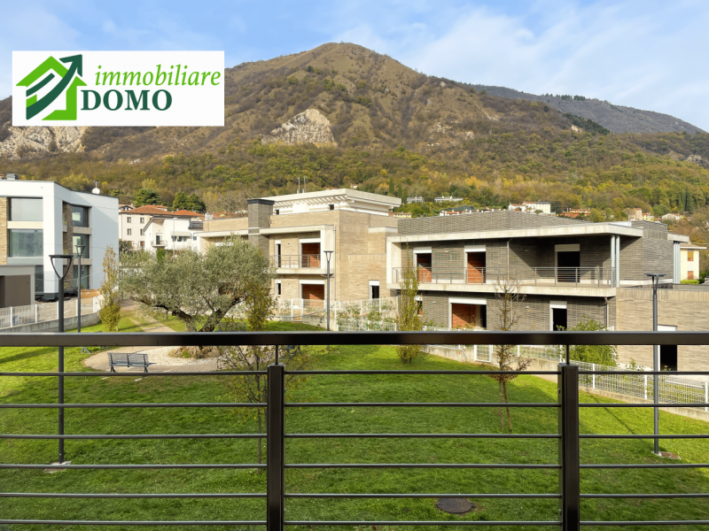 Santorso centro, villa bifamiliare con giardino privato sviluppata su quattro livelli info 0445 8...