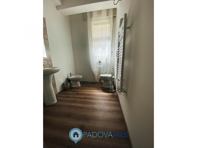 Immobile in esclusiva al Gruppo Padova MLS

PADOVA Zona Stazione. SOLO PER INVESTIMENTO LOCATO CO...