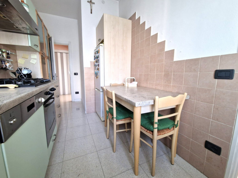 UBICAZIONE E CONTESTO

In posizione comoda al centro di Vicenza e a tutti i principali servizi, p...