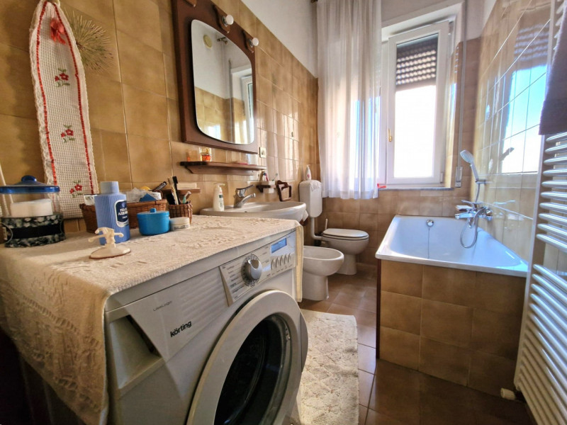 UBICAZIONE E CONTESTO

In posizione comoda al centro di Vicenza e a tutti i principali servizi, p...