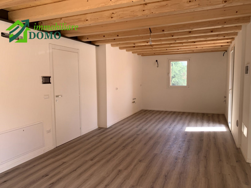 Schio centro – Appartamento bicamere indipendente e ristrutturato!

Nel cuore di Schio, in un con...