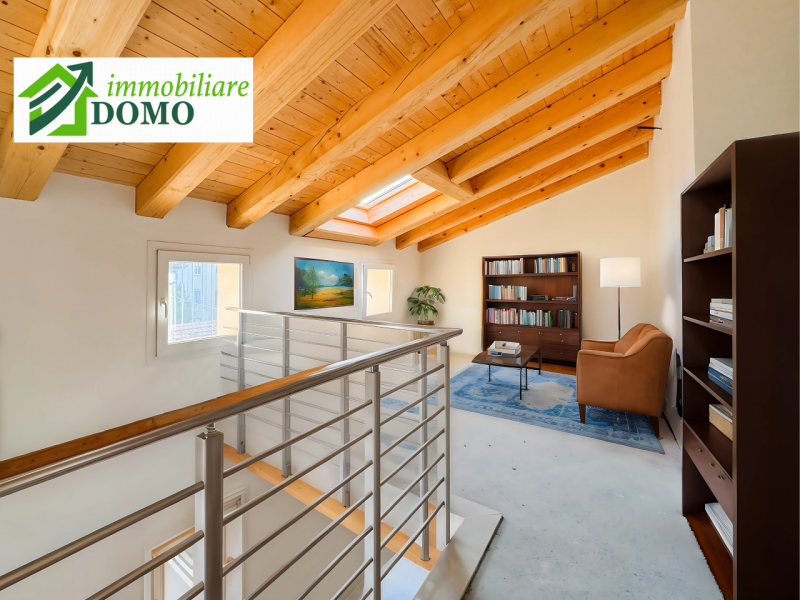 Schio centro – Ampio tricamere duplex personalizzabile in contesto bifamiliare!

In zona centrale...