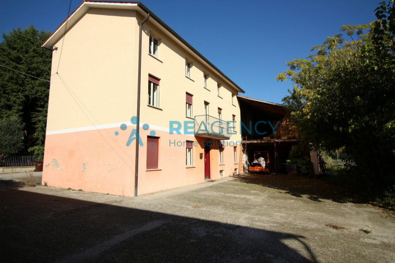 Zanè
Sei alla ricerca di una casa da ristrutturare?
Prezzo € 170.000
CHIAMACI ORA allo 0445.82728...