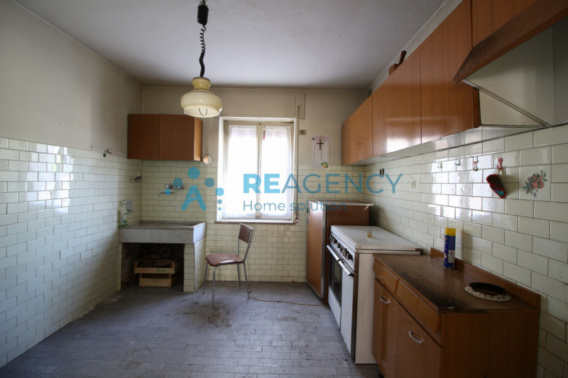 Zanè
Sei alla ricerca di una casa da ristrutturare?
Prezzo € 170.000
CHIAMACI ORA allo 0445.82728...