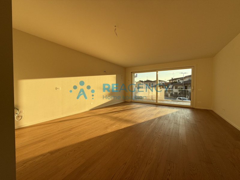 CREAZZO

Stai cercando un TRICAMERE di nuova costruzione IN PRONTA CONSEGNA?
Prezzo €300.000,00
C...