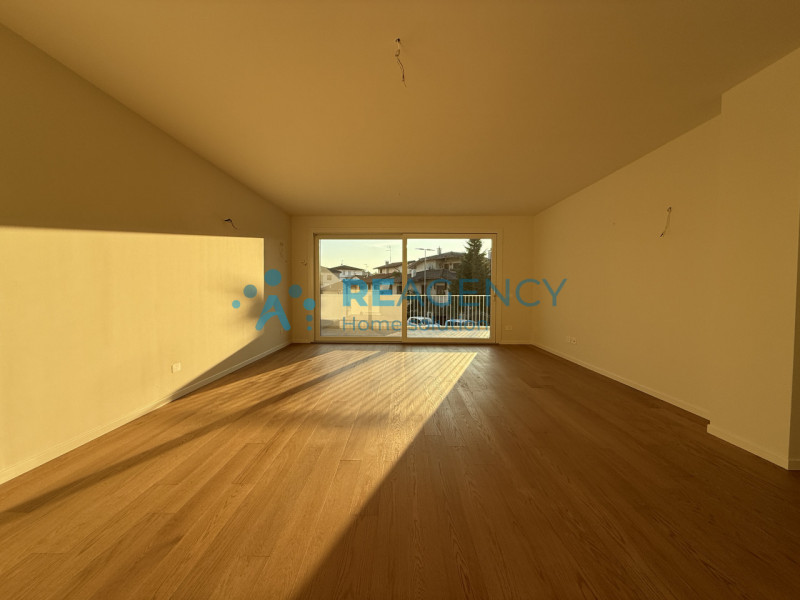 CREAZZO

Stai cercando un TRICAMERE di nuova costruzione IN PRONTA CONSEGNA?
Prezzo €300.000,00
C...