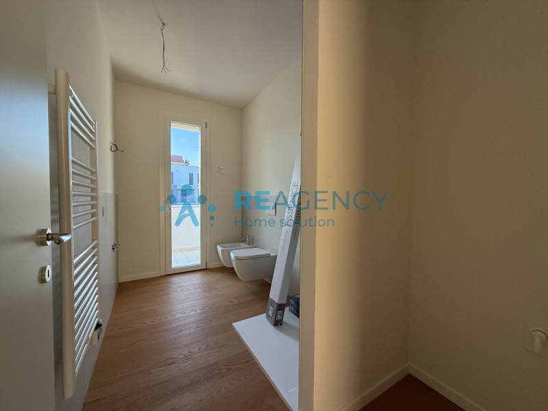 CREAZZO

Stai cercando un TRICAMERE di nuova costruzione IN PRONTA CONSEGNA?
Prezzo €300.000,00
C...