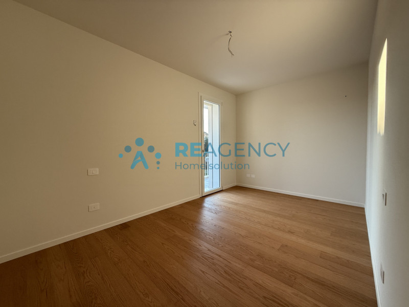 CREAZZO

Stai cercando un TRICAMERE di nuova costruzione IN PRONTA CONSEGNA?
Prezzo €300.000,00
C...