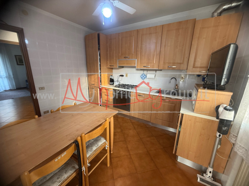 ALBIGNASEGO - MANDRIOLA (Rif: AFF666-P) - Disponibili da subito 2 posti letto in camera doppia al...