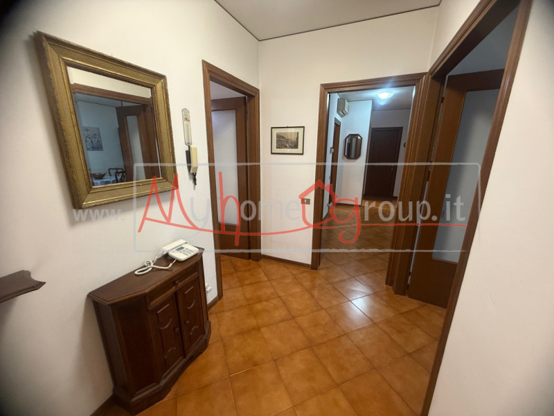 ALBIGNASEGO - MANDRIOLA (Rif: AFF666-P) - Disponibili da subito 2 posti letto in camera doppia al...