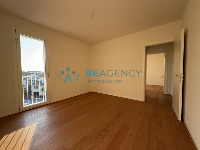 CREAZZO

Stai cercando un TRICAMERE di nuova costruzione IN PRONTA CONSEGNA?
Prezzo €315.000,00
C...