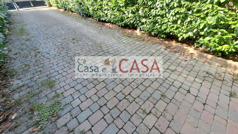 SELVAZZANO: Disponibile a settembre. A due passi dai servizi, l'agenzia C'è Casa e CASA vi invita...