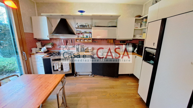 SELVAZZANO: Disponibile a settembre. A due passi dai servizi, l'agenzia C'è Casa e CASA vi invita...