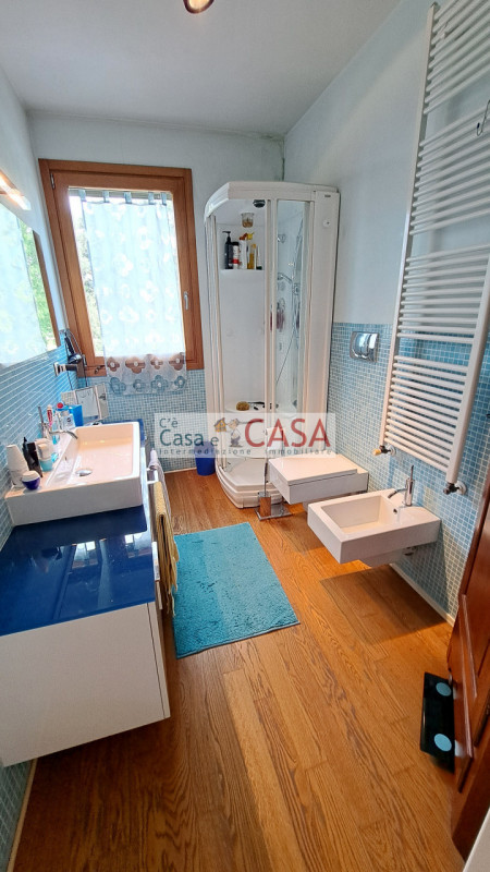 SELVAZZANO: Disponibile a settembre. A due passi dai servizi, l'agenzia C'è Casa e CASA vi invita...