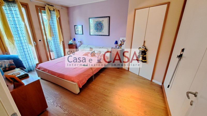 SELVAZZANO: A due passi dai servizi, l'agenzia C'è Casa e CASA vi invita a prendere visione di un...