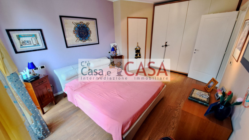 SELVAZZANO: A due passi dai servizi, l'agenzia C'è Casa e CASA vi invita a prendere visione di un...