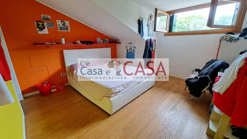 SELVAZZANO: Disponibile a settembre. A due passi dai servizi, l'agenzia C'è Casa e CASA vi invita...