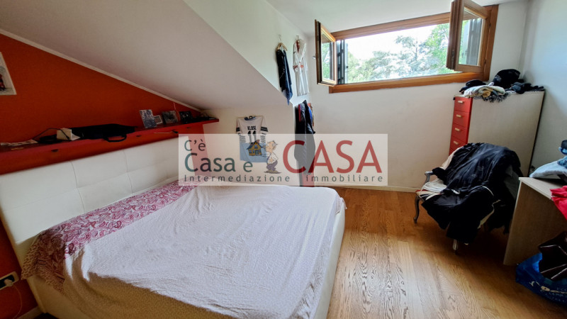 SELVAZZANO: Disponibile a settembre. A due passi dai servizi, l'agenzia C'è Casa e CASA vi invita...