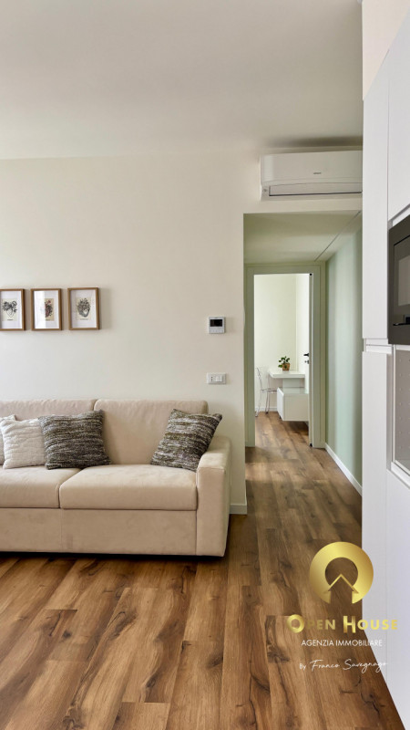 OPEN HOUSE by Franco Savegnago propone in locazione appartamento completamente ristrutturato a nu...