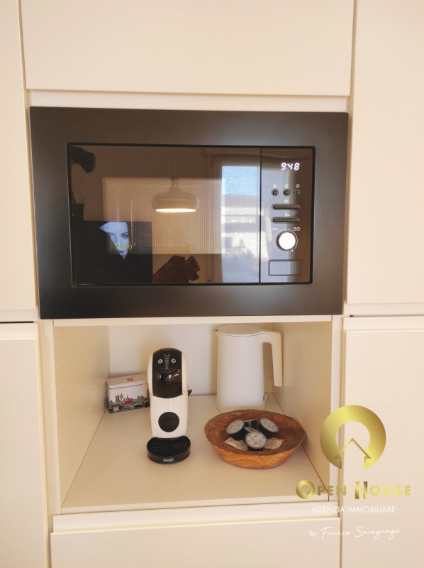 OPEN HOUSE by Franco Savegnago propone in locazione appartamento completamente ristrutturato a nu...