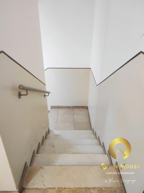 OPEN HOUSE by Franco Savegnago propone in locazione appartamento completamente ristrutturato a nu...