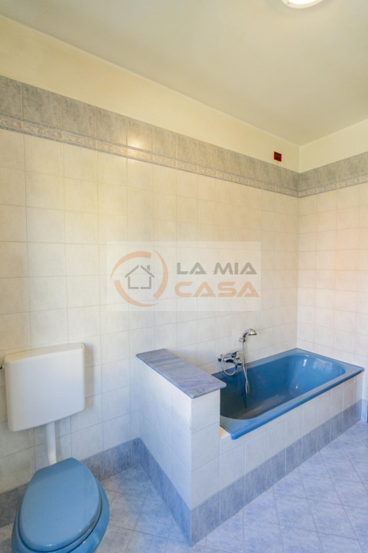 Piove di Sacco - casa singola a soli 500 metri dal Duomo, posta in quartiere residenziale, lungo ...