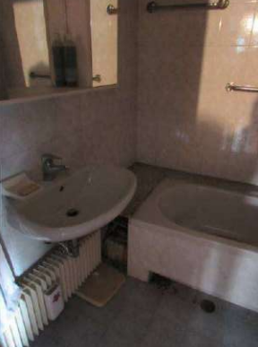 Rif. A.A.8302-20

Vendita all'asta - abitazione su due livelli con accessori in data 17 dicembre ...