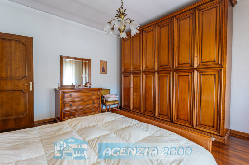 HO UNA SPLENDIDA VILLA A PIANI SFALSATI CON TAVERNA!!!, A BAGNOLI DI SOPRA, IN ZONA TRANQUILLA DI...