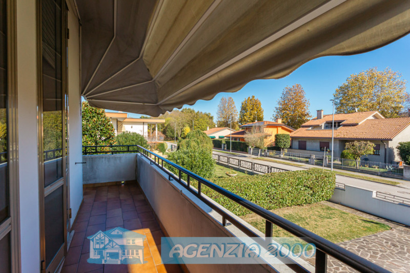 HO UNA SPLENDIDA VILLA A PIANI SFALSATI CON TAVERNA!!!, A BAGNOLI DI SOPRA, IN ZONA TRANQUILLA DI...