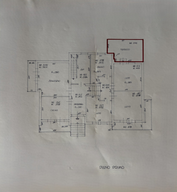 HO UNA SPLENDIDA VILLA A PIANI SFALSATI CON TAVERNA!!!, A BAGNOLI DI SOPRA, IN ZONA TRANQUILLA DI...