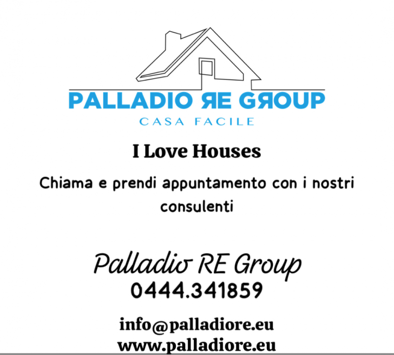 Nel cuore del centro storico, proponiamo una prestigiosa palazzina completamente ristrutturata co...