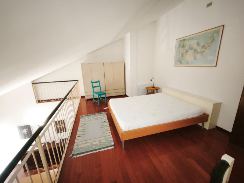 Nella zona centrale di Monselice proponiamo in vendita un ampio appartamento quadrilocale di ben ...