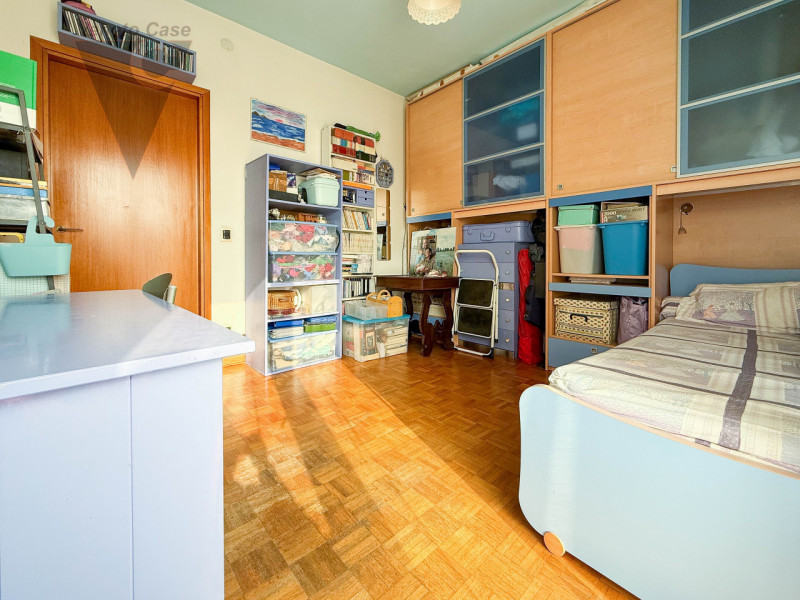 PONTE DI BRENTA - 3 CAMERE ULTIMO PIANO 
Nel cuore di Ponte di Brenta, proponiamo in vendita un a...