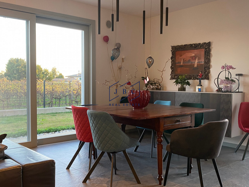 GODEGA DI SANT’URBANO - (TV)

Sei alla ricerca della casa dei tuoi sogni? A Godega di Sant'Urbano...