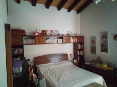 Rif. A.A.91-231

Vendita all'asta - abitazione unifamiliare su due livelli in data 17 dicembre  2...